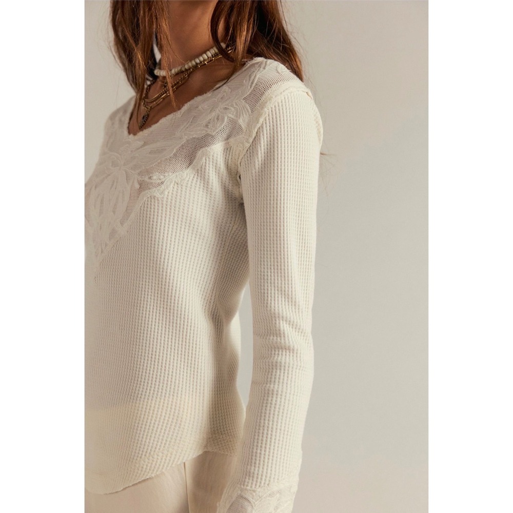 Free People Butterfly Cuff long sleeve thermal tee cream XL embroidered new nwt - Picture 4 of 11